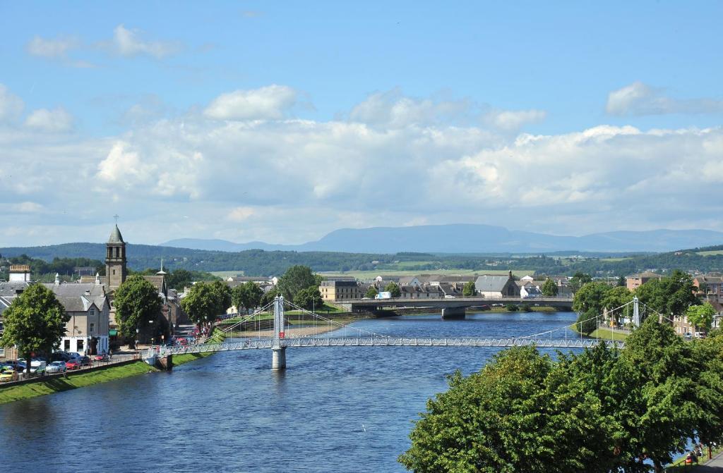 No. 41 Town House Villa Inverness Rum bild
